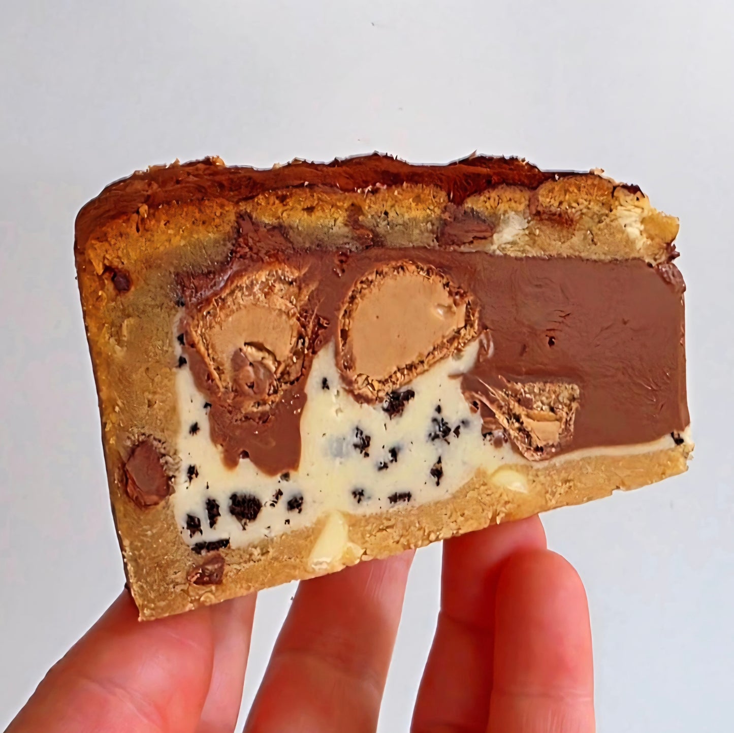Whole Cookie Pie Kinder Bueno