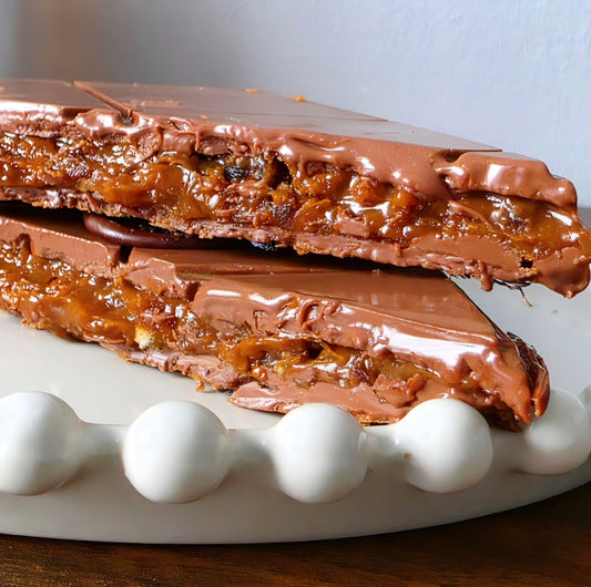 Sticky Toffee Pudding Chocolate Bar (510g)