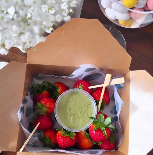Easter Strawberries & Pistachio Crunch Dip